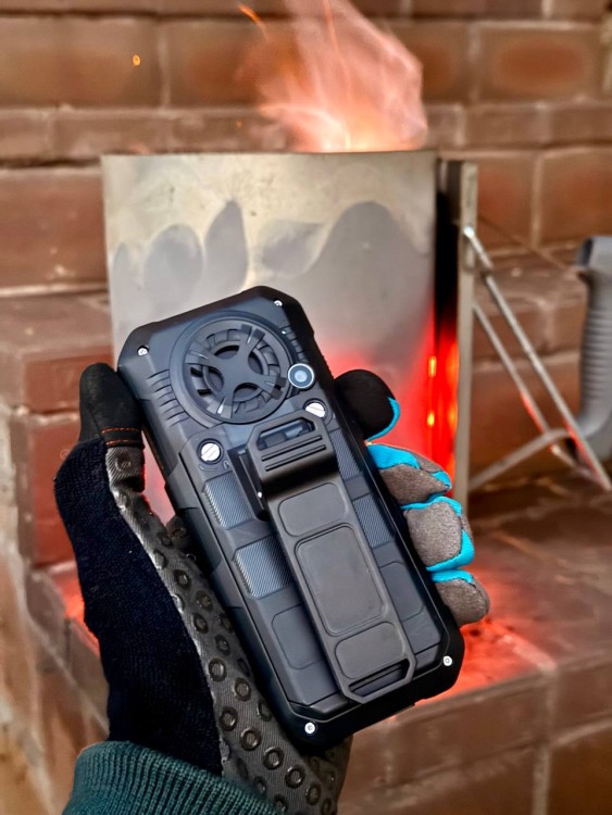 Телефон Land Rover F20