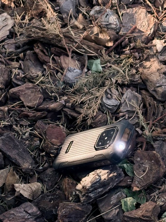 Мини-смартфон Land Rover R4002 mini