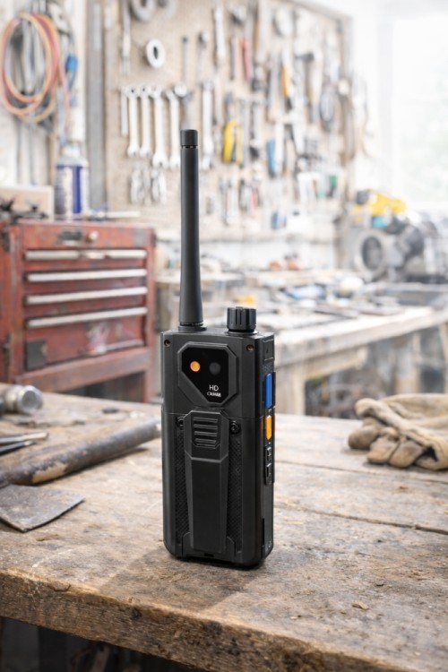 Телефон с рацией Land Rover NT-F7